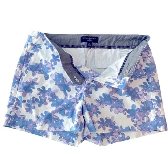 Banana Republic Lavender Periwinkle Floral Print Hampton Fit Short - Picture 4 of 8